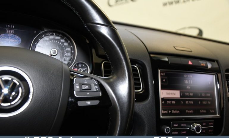 
								Volkswagen Touareg 3.6 V6 Automatas 2011 full									