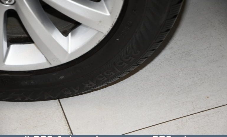 
								Volkswagen Touareg 3.6 V6 Automatas 2011 full									