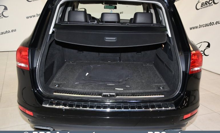 
								Volkswagen Touareg 3.6 V6 Automatas 2011 full									