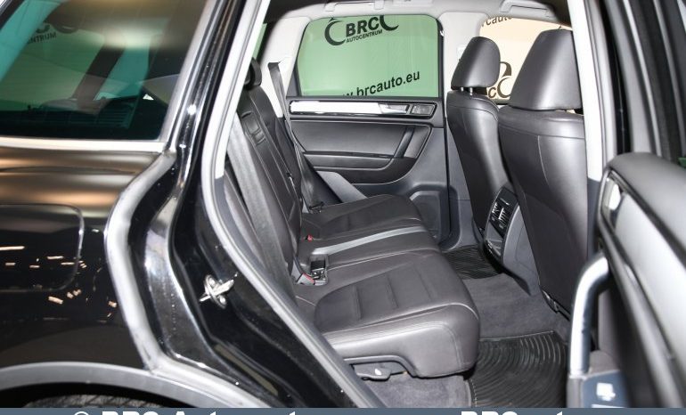 
								Volkswagen Touareg 3.6 V6 Automatas 2011 full									