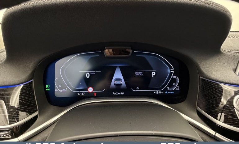 
								BMW 745 e Plug-In Automatas 2021 full									
