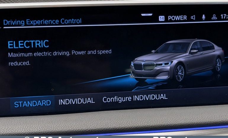 
								BMW 745 e Plug-In Automatas 2021 full									
