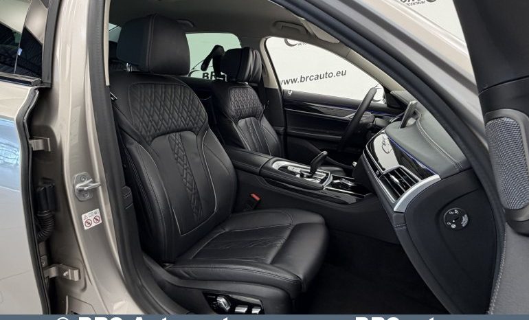
								BMW 745 e Plug-In Automatas 2021 full									