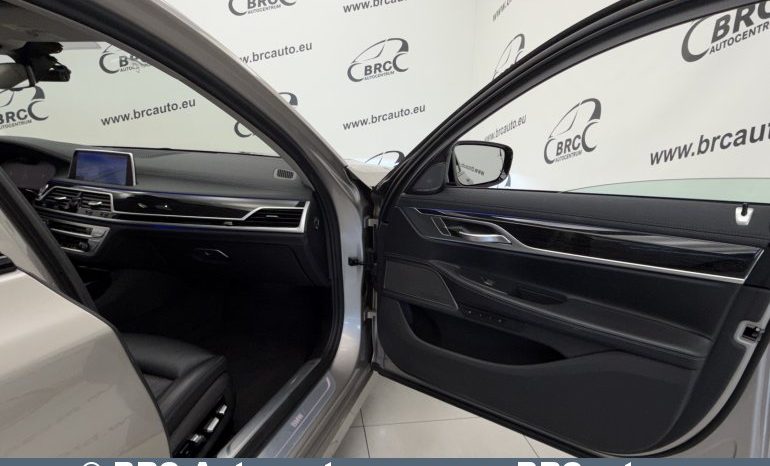 
								BMW 745 e Plug-In Automatas 2021 full									