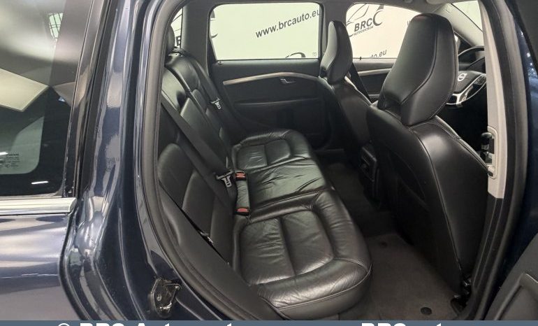 
								Volvo V70 2.4D Momentum 2010 full									