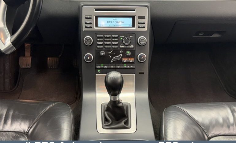 
								Volvo V70 2.4D Momentum 2010 full									