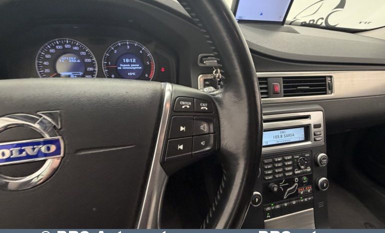 
								Volvo V70 2.4D Momentum 2010 full									