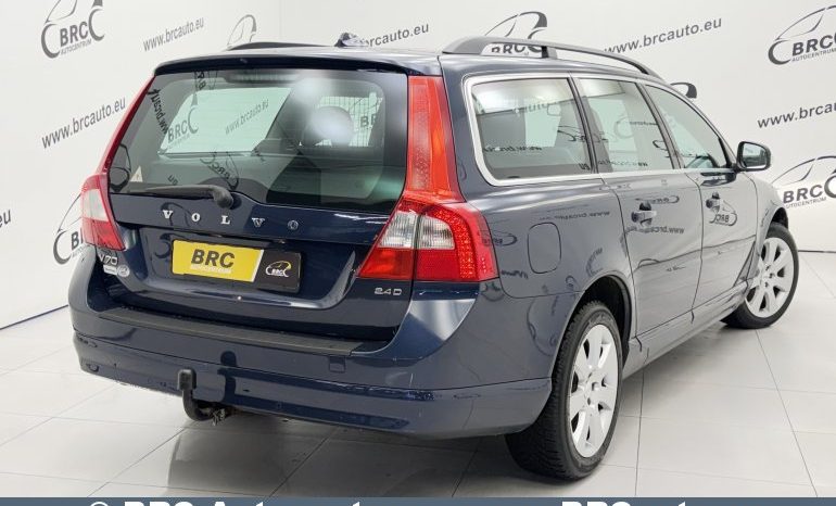 
								Volvo V70 2.4D Momentum 2010 full									
