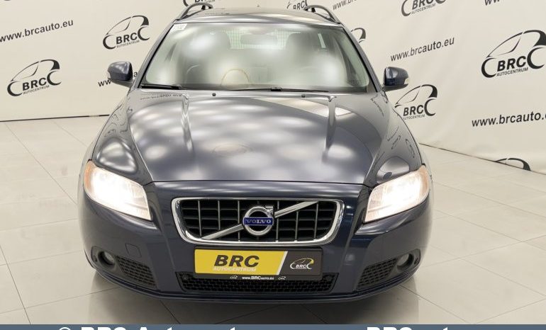 
								Volvo V70 2.4D Momentum 2010 full									