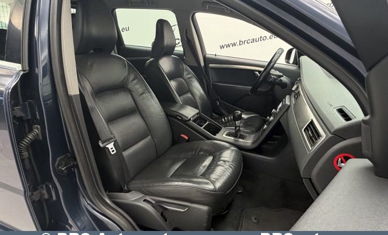 
								Volvo V70 2.4D Momentum 2010 full									