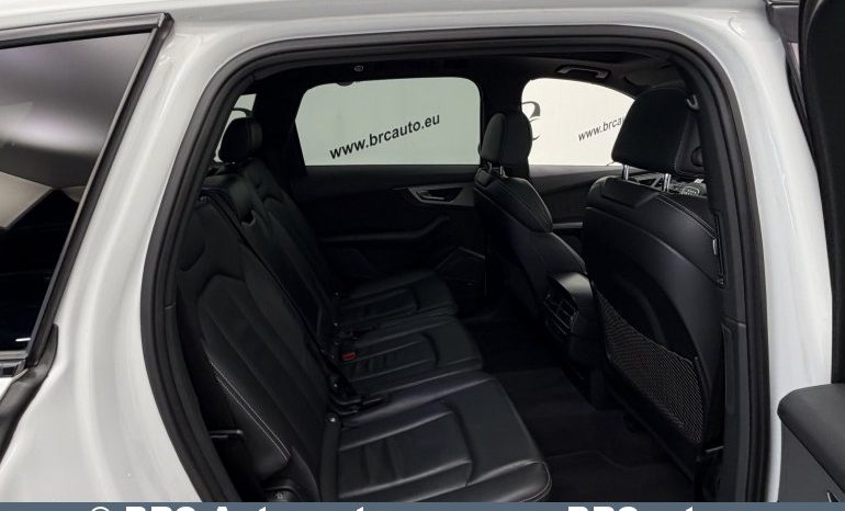 
								Audi Q7 3.0 TDI S-Line Plug-In Automatas 2016 full									