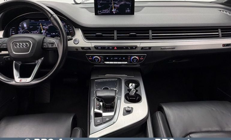 
								Audi Q7 3.0 TDI S-Line Plug-In Automatas 2016 full									
