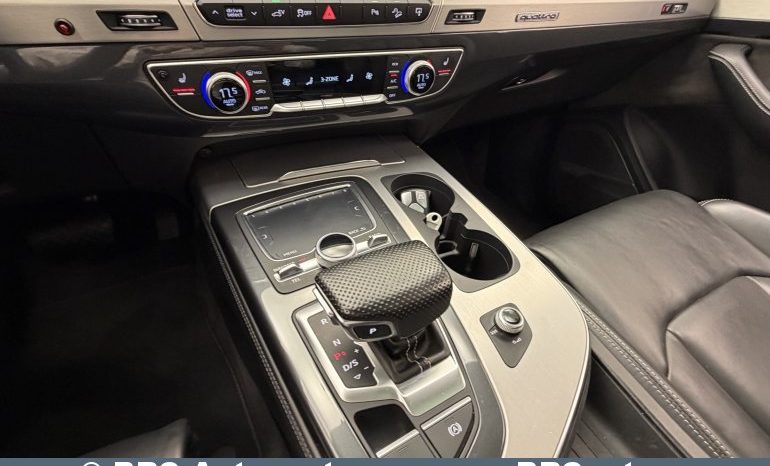
								Audi Q7 3.0 TDI S-Line Plug-In Automatas 2016 full									