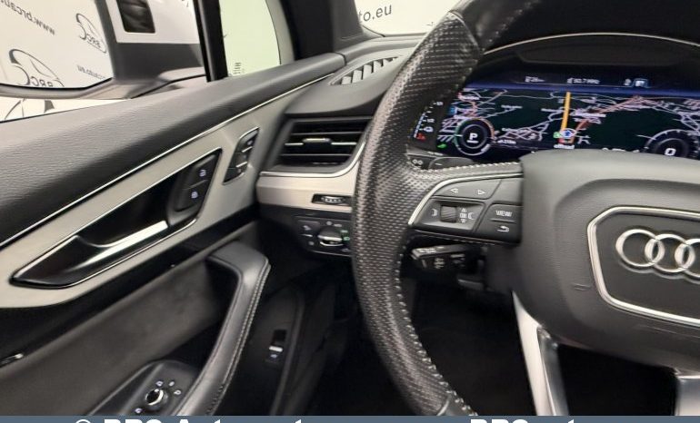 
								Audi Q7 3.0 TDI S-Line Plug-In Automatas 2016 full									