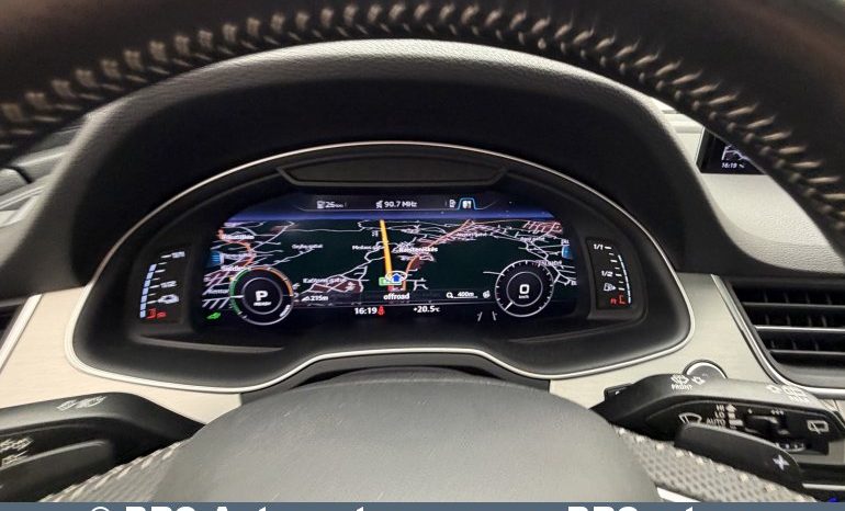 
								Audi Q7 3.0 TDI S-Line Plug-In Automatas 2016 full									