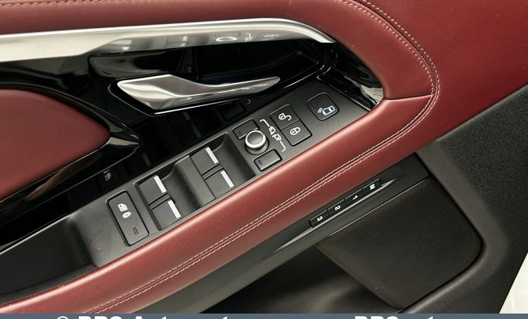 
								Land Rover Range Rover Evoque RDynamic P300 HSE Mild-Hybrid Automatas 2020 full									