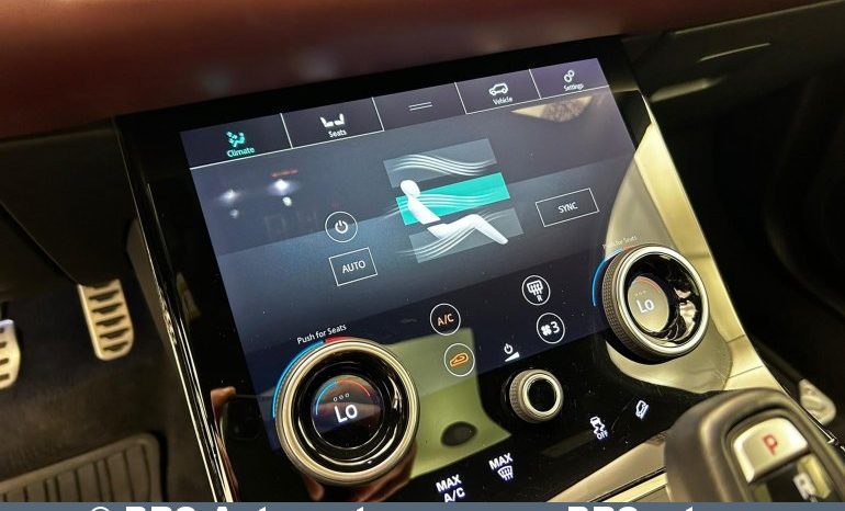 
								Land Rover Range Rover Evoque RDynamic P300 HSE Mild-Hybrid Automatas 2020 full									