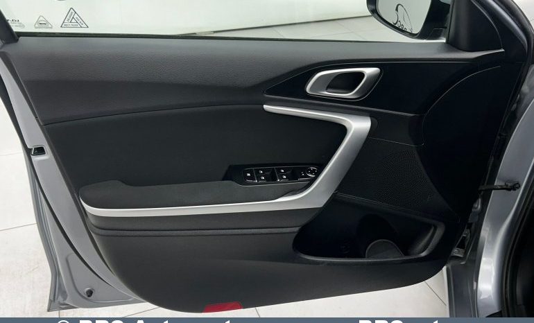 
								Kia Ceed 1.5 T-GDI Sportswagon Automatas 2021 full									