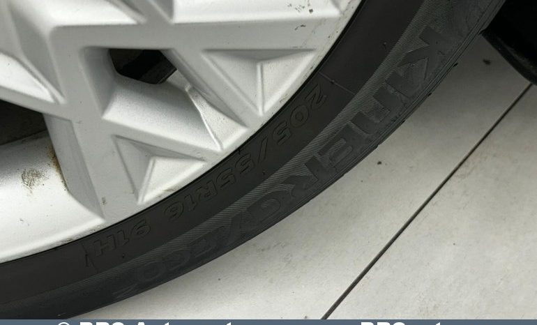 
								Kia Ceed 1.5 T-GDI Sportswagon Automatas 2021 full									