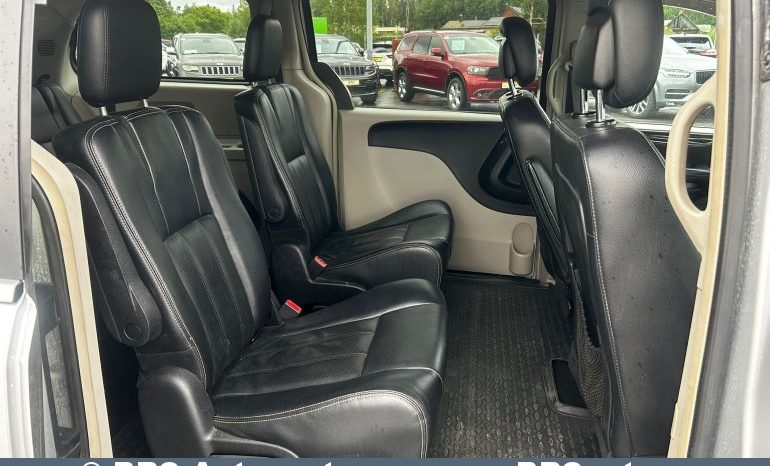 
								Chrysler Town Country 3.6 LPG Automatas 2012 full									