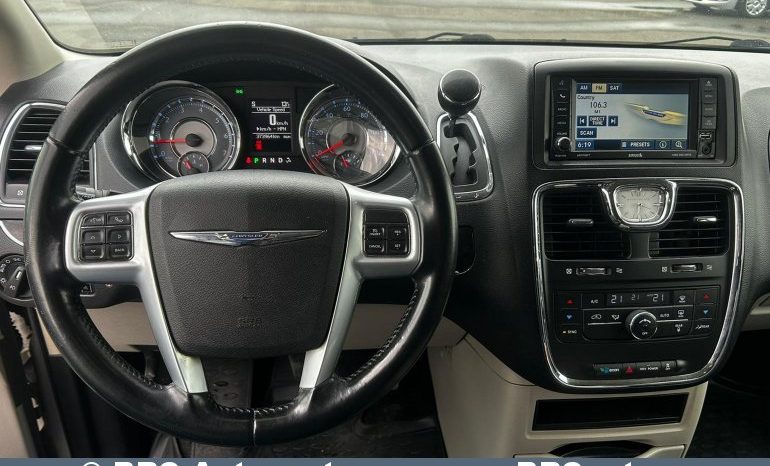 
								Chrysler Town Country 3.6 LPG Automatas 2012 full									