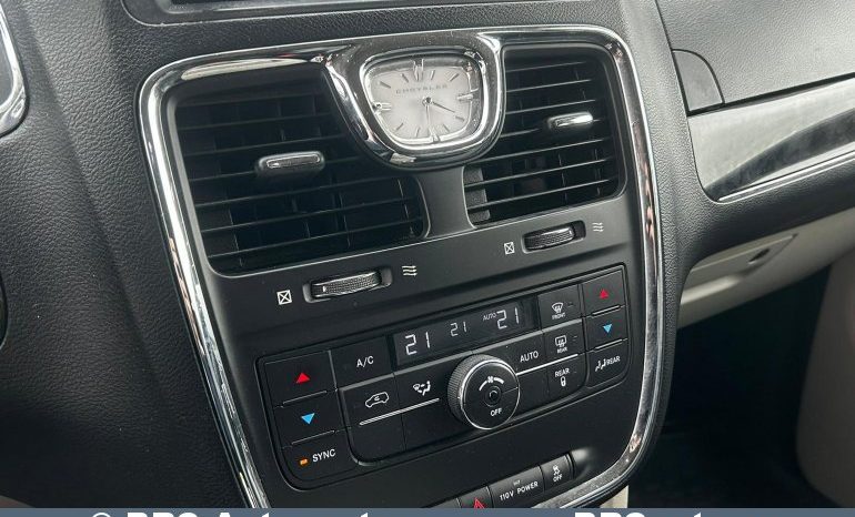 
								Chrysler Town Country 3.6 LPG Automatas 2012 full									