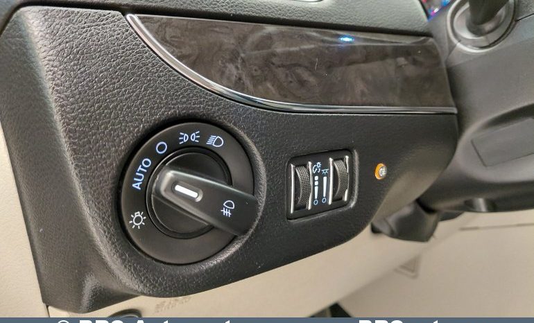 
								Chrysler Town Country 3.6 LPG Automatas 2012 full									