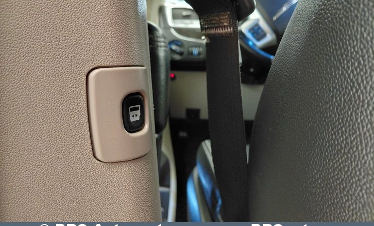 
								Chrysler Town Country 3.6 LPG Automatas 2012 full									