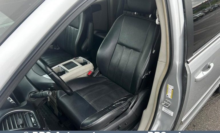 
								Chrysler Town Country 3.6 LPG Automatas 2012 full									