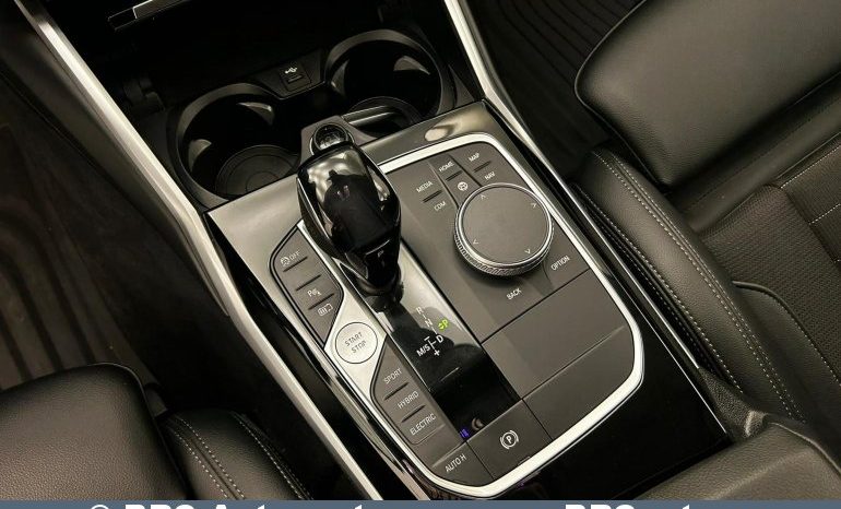 
								BMW 330 e Plug-In Automatas 2020 full									