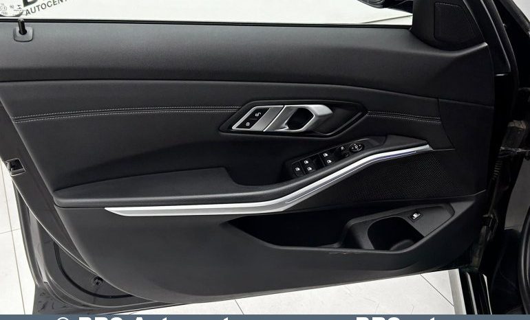 
								BMW 330 e Plug-In Automatas 2020 full									