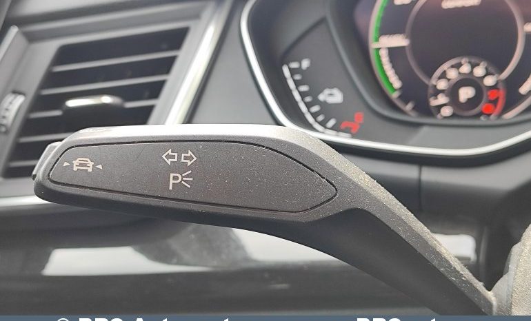 
								Audi Q5 55 TFSI Plug-in Hybrid Quattro 2020 full									