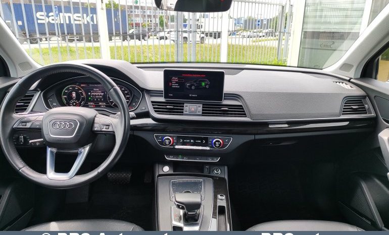 
								Audi Q5 55 TFSI Plug-in Hybrid Quattro 2020 full									