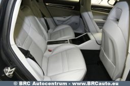
										Porsche Panamera Turbo 2017 full									