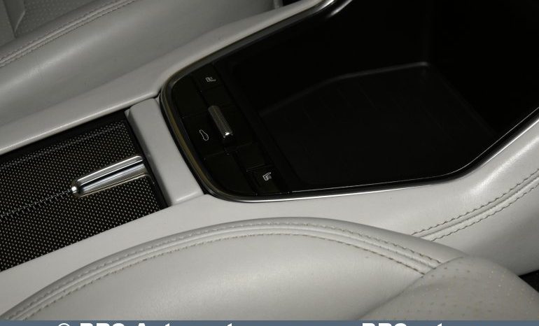 
								Porsche Panamera Turbo 2017 full									