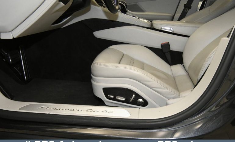 
								Porsche Panamera Turbo 2017 full									