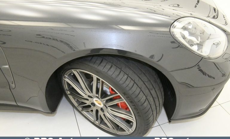 
								Porsche Panamera Turbo 2017 full									