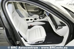 
										Porsche Panamera Turbo 2017 full									