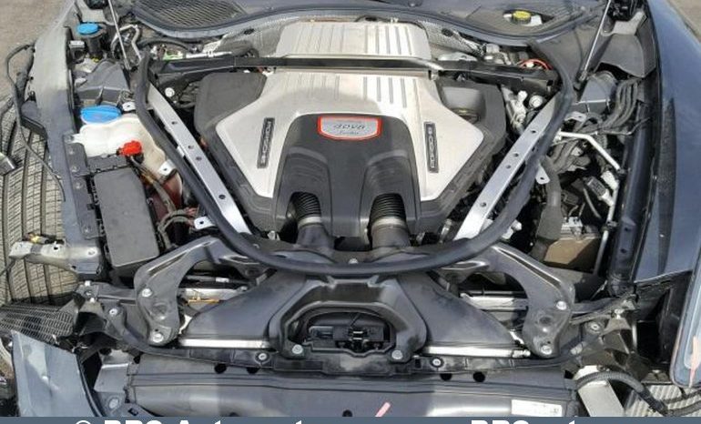 
								Porsche Panamera Turbo 2017 full									