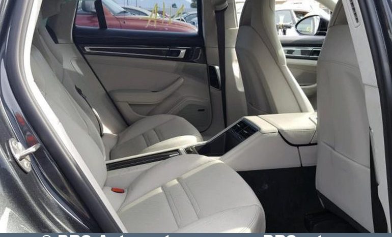 
								Porsche Panamera Turbo 2017 full									