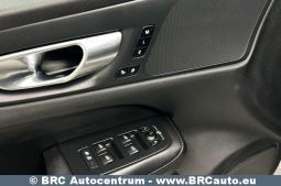 
										Volvo V60 Cross Country 2.0T mild-hybrid AWD Automatas 2023 full									