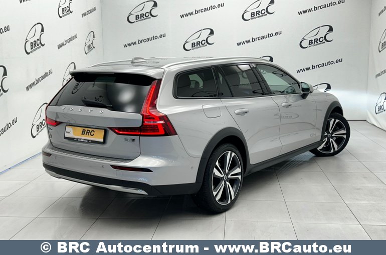 Volvo V60 Cross Country 2.0T mild-hybrid AWD Automatas 2023