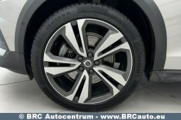 
										Volvo V60 Cross Country 2.0T mild-hybrid AWD Automatas 2023 full									