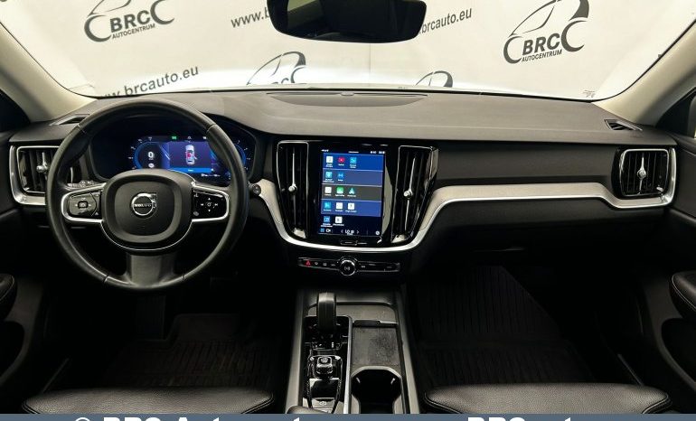 
								Volvo V60 Cross Country 2.0T mild-hybrid AWD Automatas 2023 full									