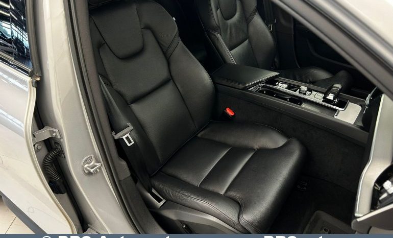 
								Volvo V60 Cross Country 2.0T mild-hybrid AWD Automatas 2023 full									