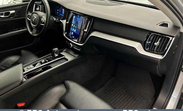 
								Volvo V60 Cross Country 2.0T mild-hybrid AWD Automatas 2023 full									