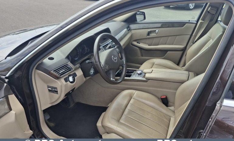 
								Mercedes-Benz E 350 Blue Efficiency Elegance Automatas 2009 full									