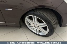 
										Mercedes-Benz E 350 Blue Efficiency Elegance Automatas 2009 full									