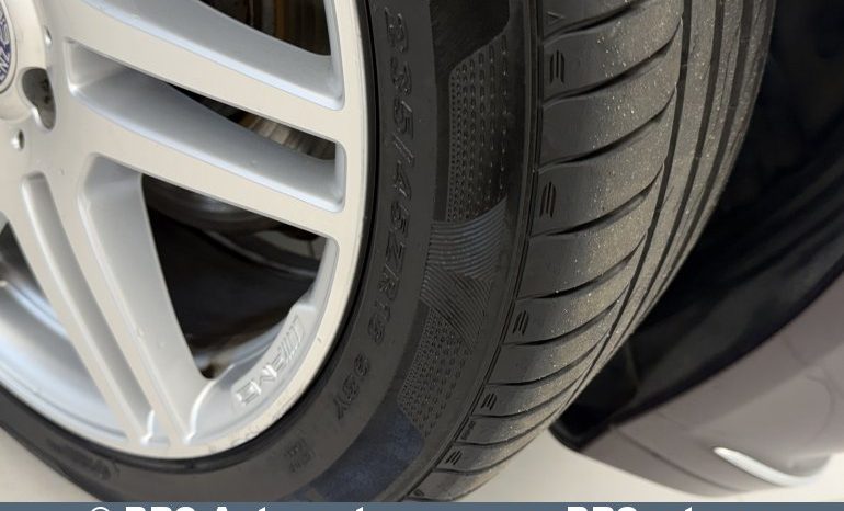 
								Mercedes-Benz E 350 Blue Efficiency Elegance Automatas 2009 full									