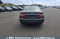 
										Mercedes-Benz E 350 Blue Efficiency Elegance Automatas 2009 full									